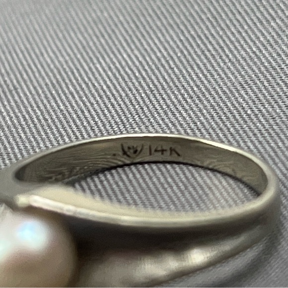 VTG Pearl 14k White Gold Ring Solitaire Alternative engagement ring 5.25 - Picture 12 of 15
